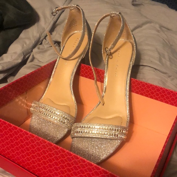 Sold Kelly & Kate silver heels - Picture 1 of 1
